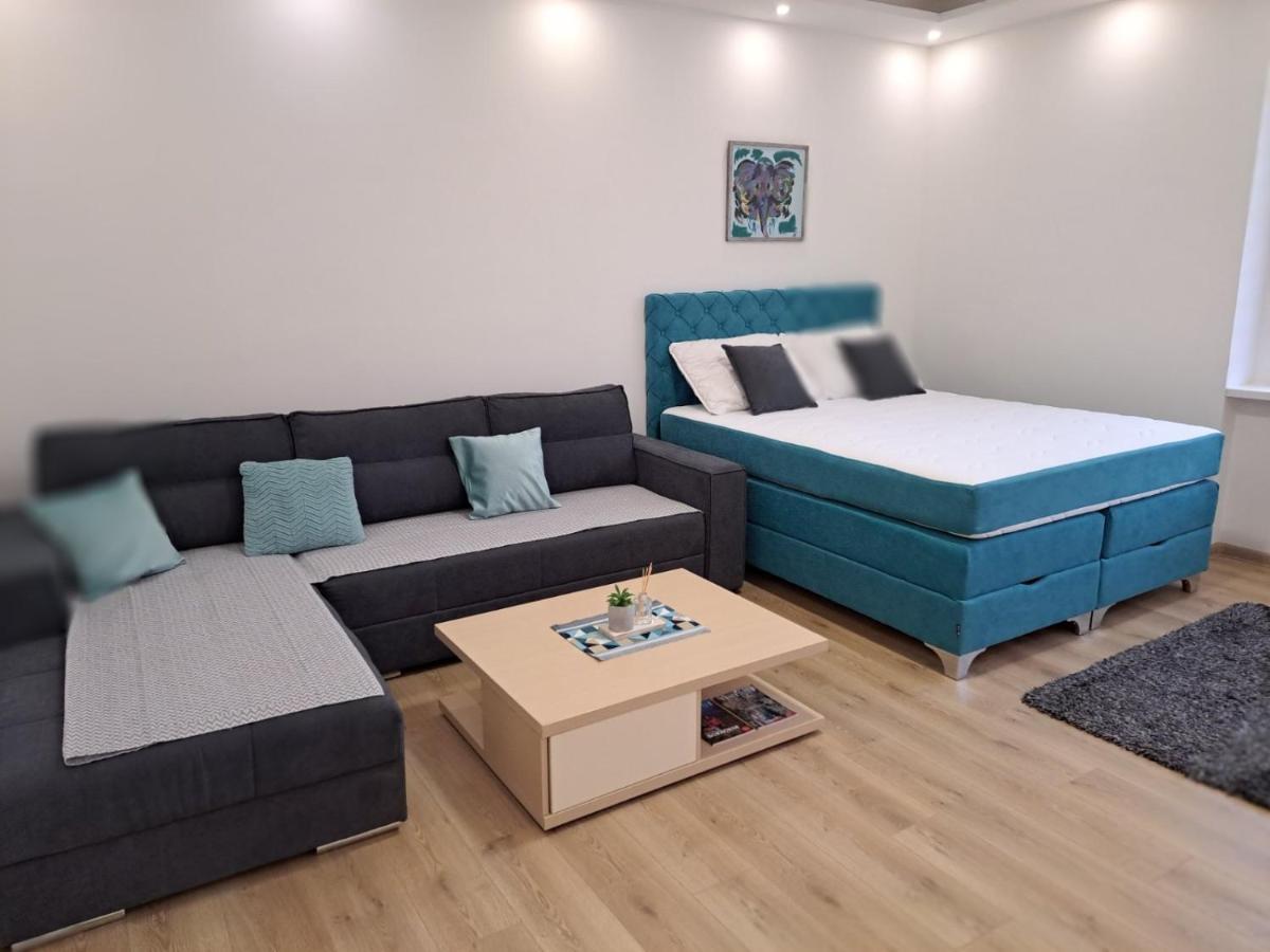 Apartman Andrea SJJ Eksteriør billede