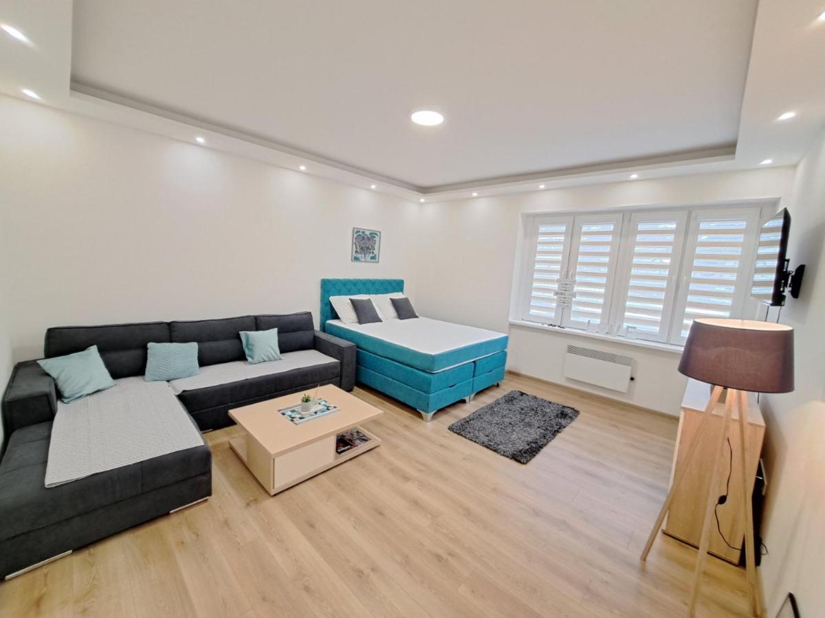 Apartman Andrea SJJ Eksteriør billede