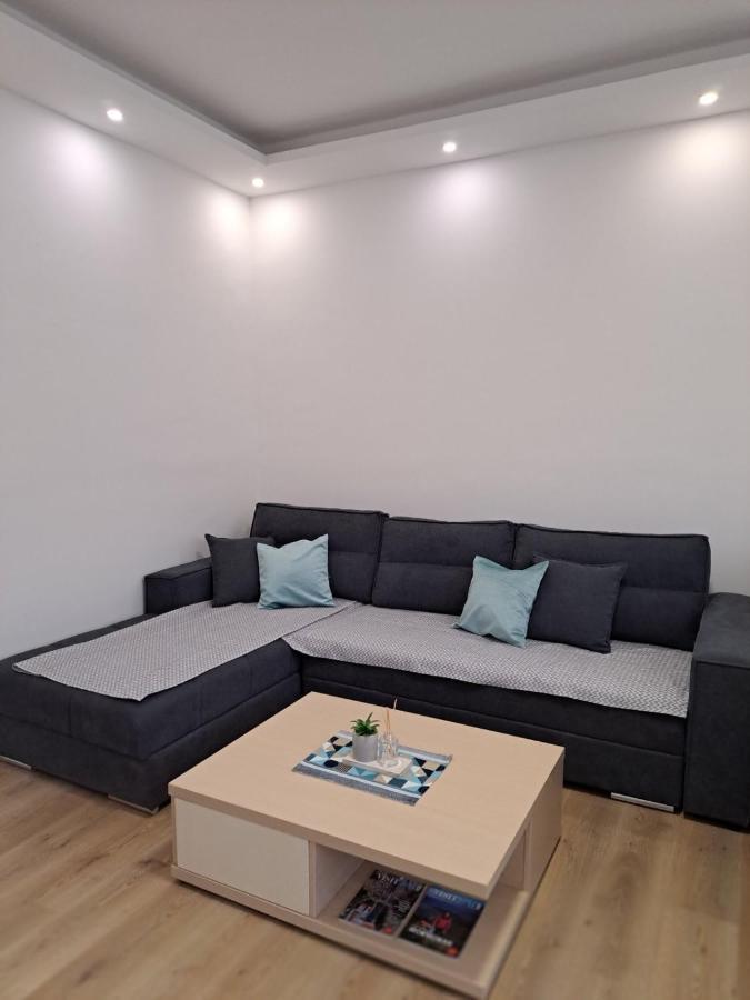 Apartman Andrea SJJ Eksteriør billede