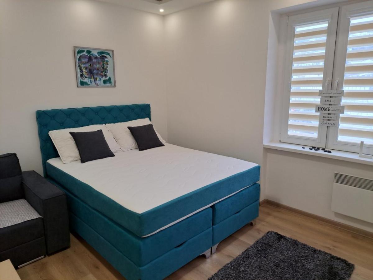 Apartman Andrea SJJ Eksteriør billede
