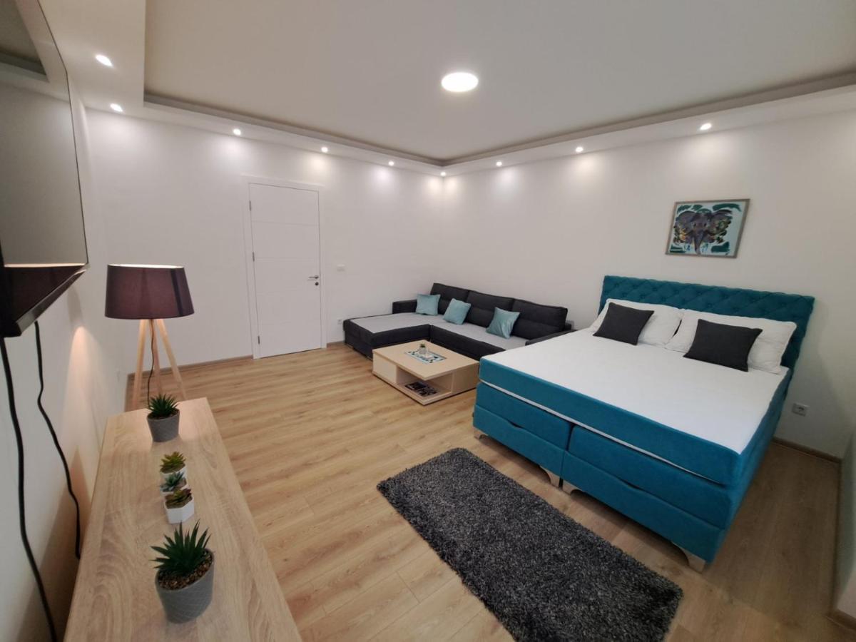 Apartman Andrea SJJ Eksteriør billede